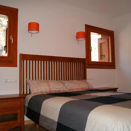Lh Apartamento Remascaro Cuarenta Y Cinco Apartment Benasque