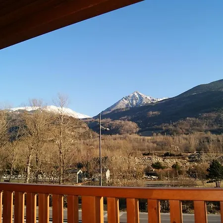 Apartment Lh Apartamento Remascaro Cuarenta Y Cinco Benasque